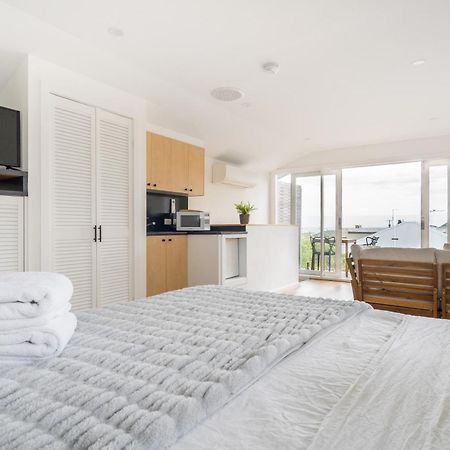 Hotel By The Seaside Mornington Esterno foto